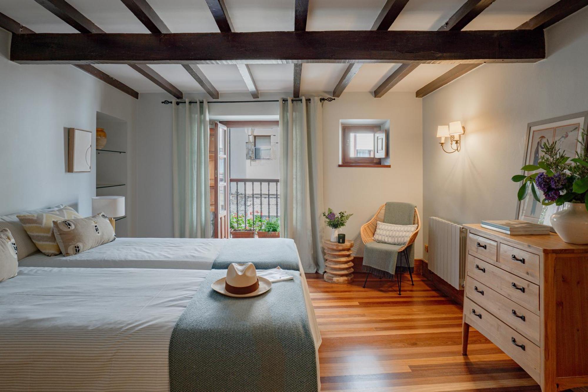 Casa De Liz Apartment Adino ภายนอก รูปภาพ